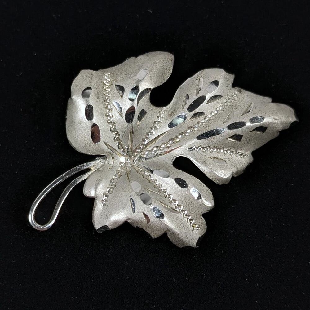VTG CC Curtis Sterling Silver 925 Etched Leaf Brooch Pin Matte 5.32g 1 7/8in